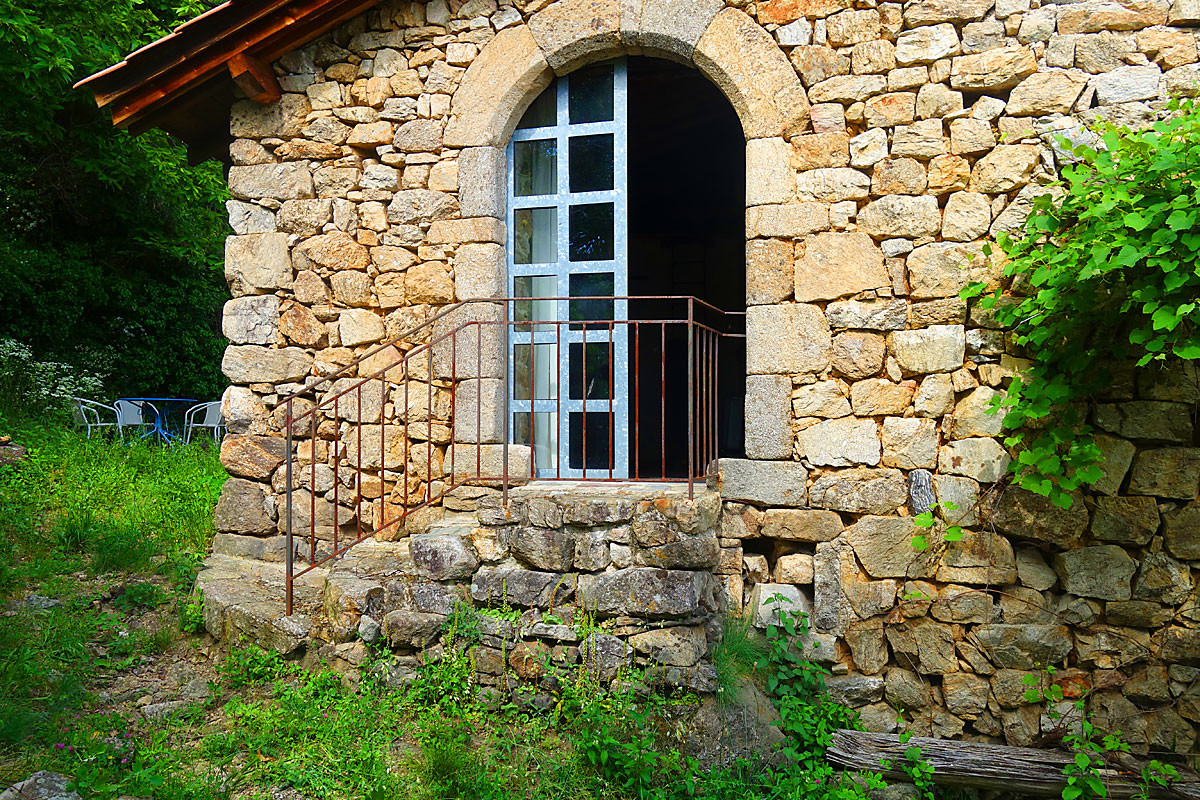 Das Gîte in der alten Scheune in den Bergen der Ardèche
